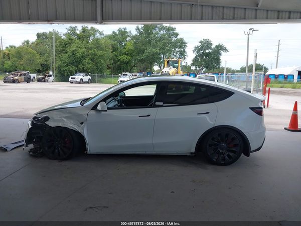 2022 TESLA MODEL Y