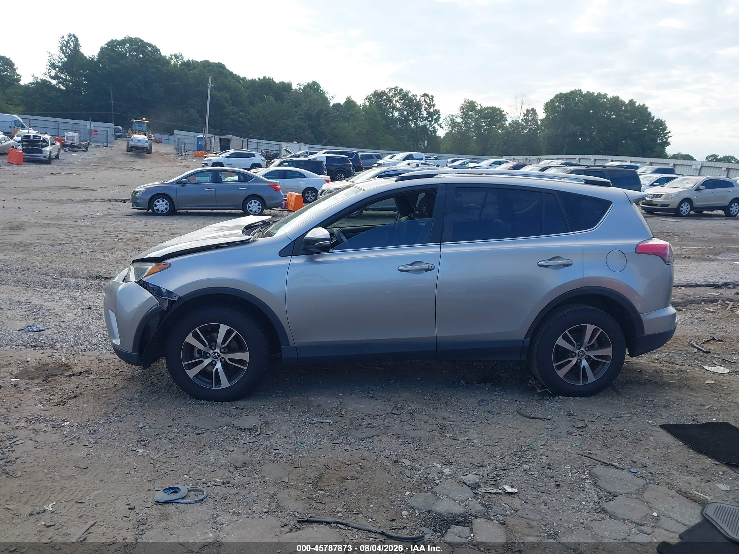 2018 TOYOTA RAV4 XLE