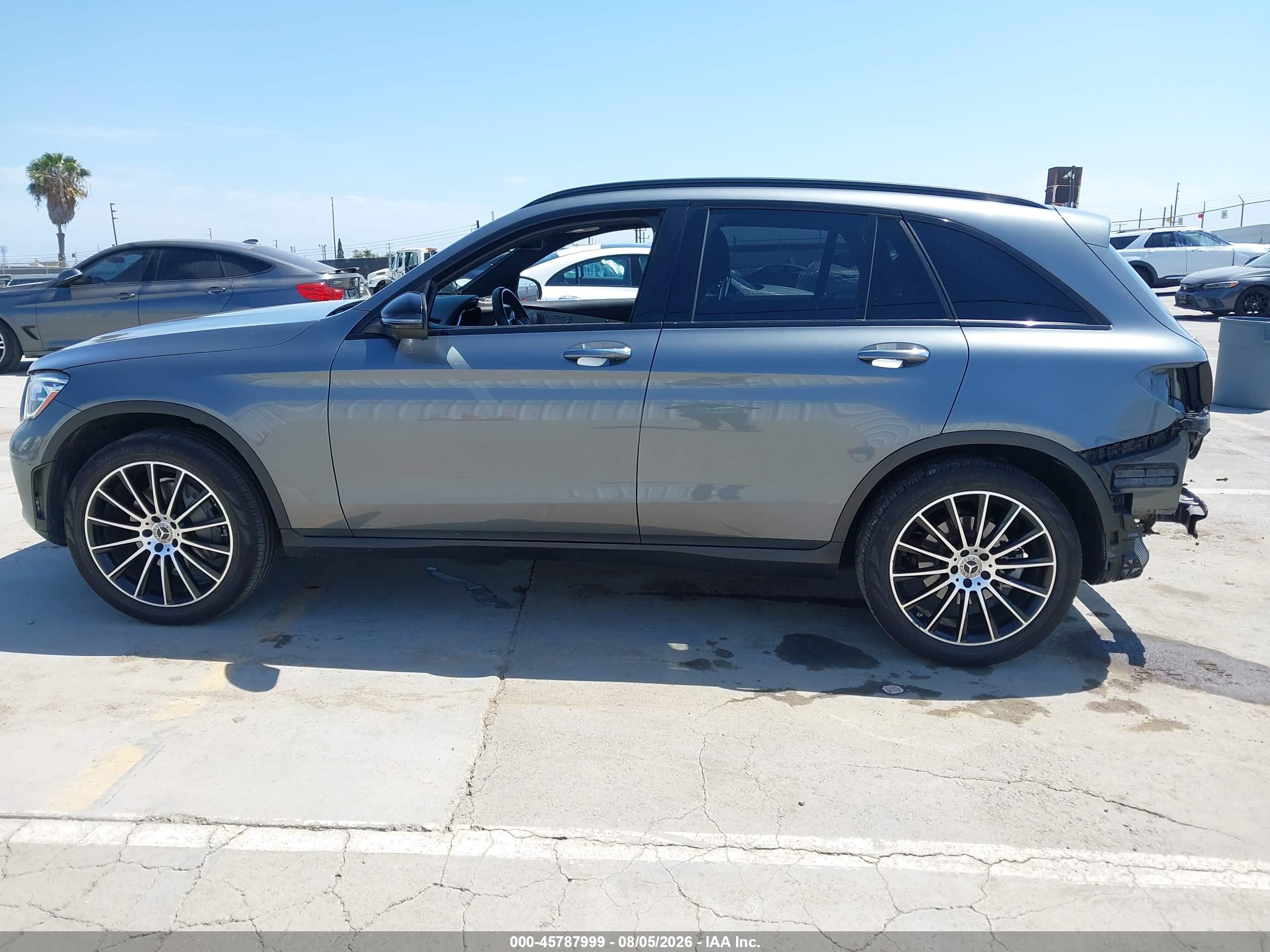 2021 MERCEDES-BENZ GLC 300 SUV