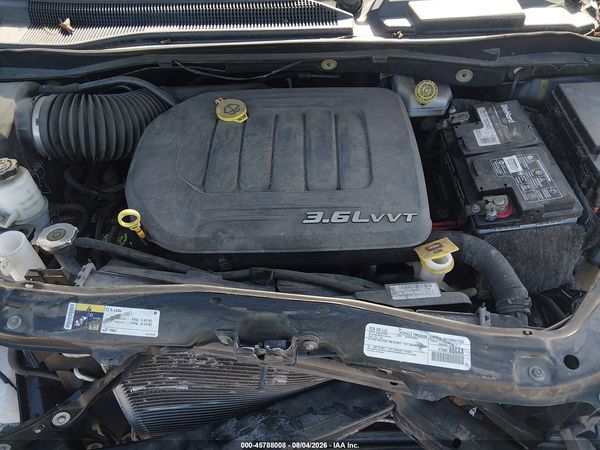 2017 DODGE GRAND CARAVAN SXT — I10