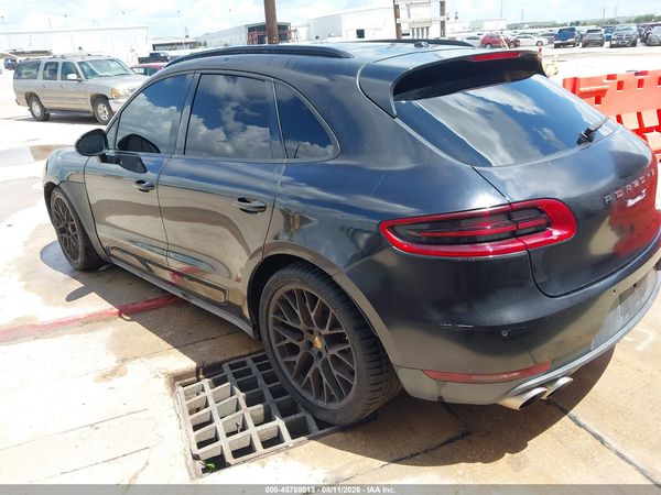 2015 PORSCHE MACAN S