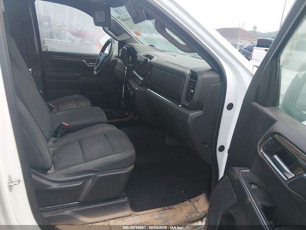 2024 CHEVROLET SILVERADO 1500 4WD  STANDARD BED LT — I5