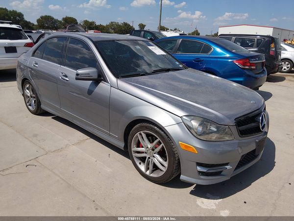 2014 MERCEDES-BENZ C 250 SPORT
