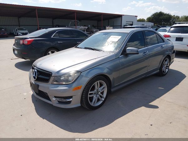 2014 MERCEDES-BENZ C 250