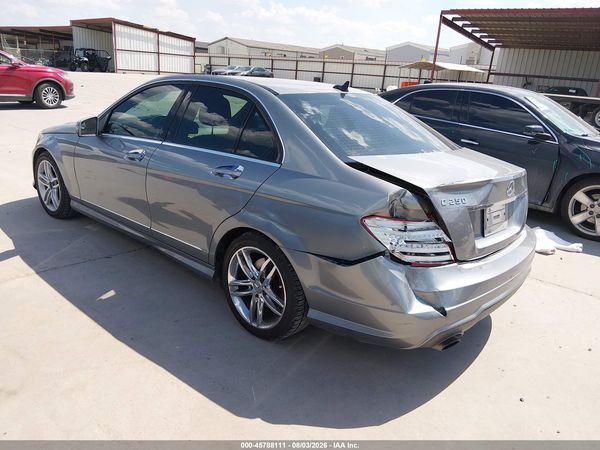 2014 MERCEDES-BENZ C 250 SPORT