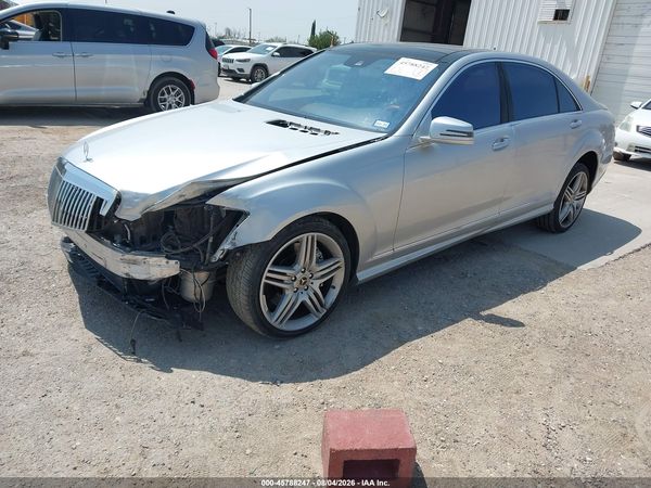 2013 MERCEDES-BENZ S 550 4MATIC