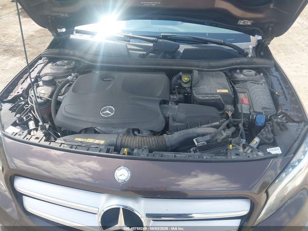 2015 MERCEDES-BENZ GLA 250 4MATIC