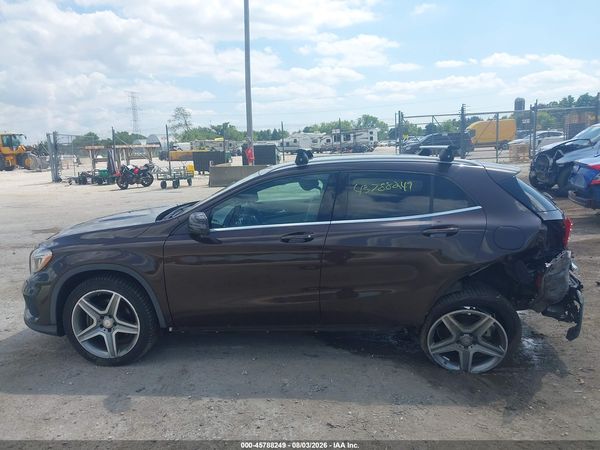 2015 MERCEDES-BENZ GLA 250 4MATIC