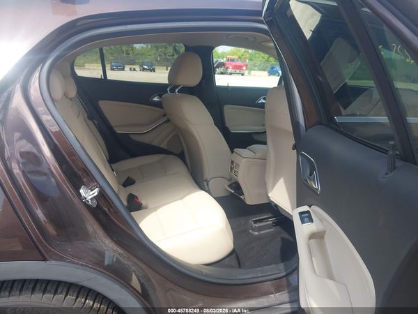 2015 MERCEDES-BENZ GLA 250 4MATIC