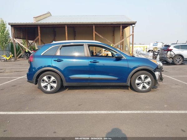 2018 KIA NIRO LX
