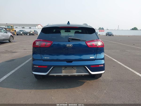 2018 KIA NIRO LX