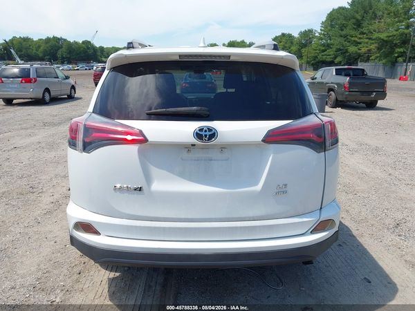 2017 TOYOTA RAV4 LE