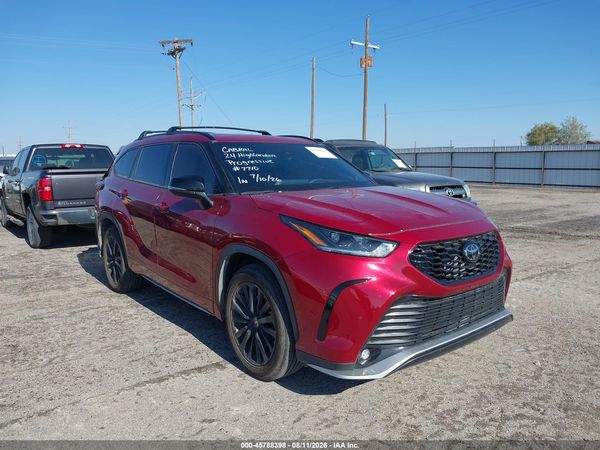 2024 TOYOTA HIGHLANDER XSE
