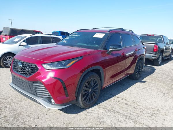 2024 TOYOTA HIGHLANDER XSE