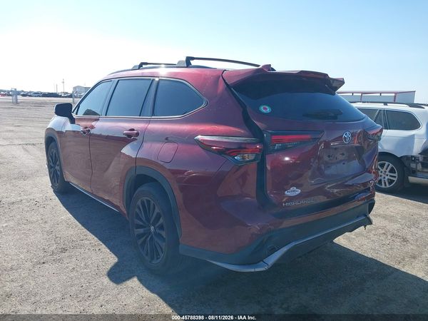 2024 TOYOTA HIGHLANDER XSE