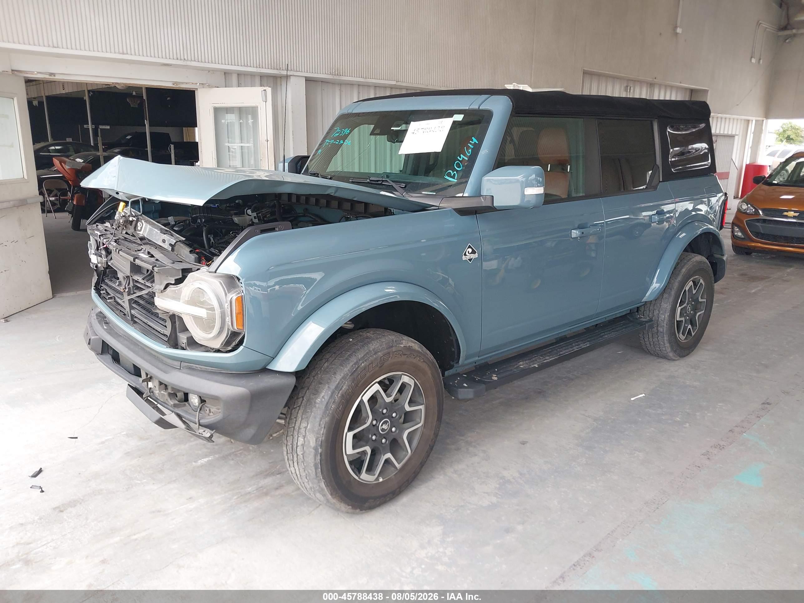 2021 FORD BRONCO OUTER BANKS — I2
