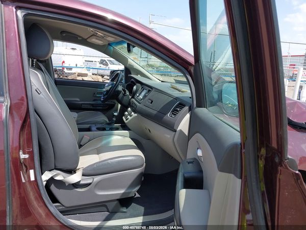 2017 KIA SEDONA LX