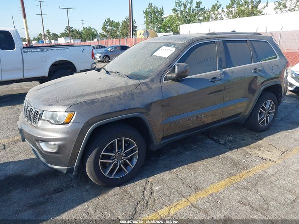 2020 JEEP GRAND CHEROKEE LAREDO E 4X2