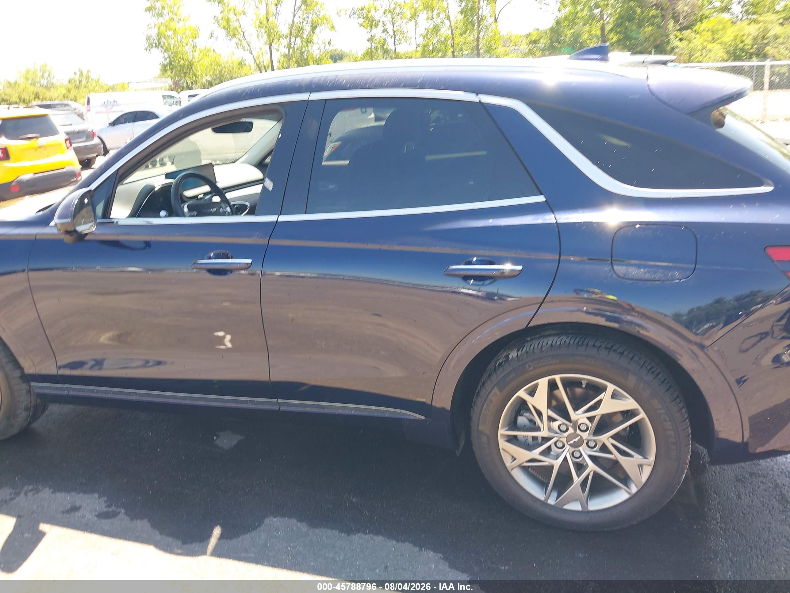 2025 GENESIS GV70 2.5T AWD