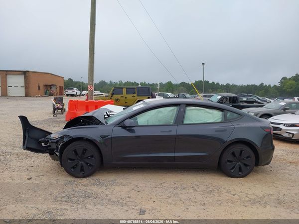 2025 TESLA MODEL 3