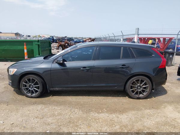 2016 VOLVO V60 T5 DRIVE-E PREMIER