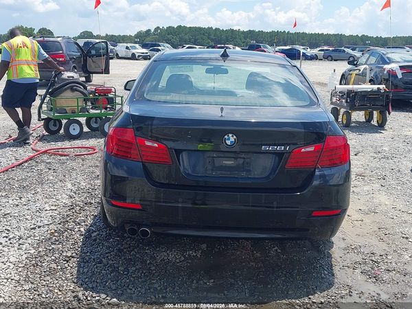 2015 BMW 528I