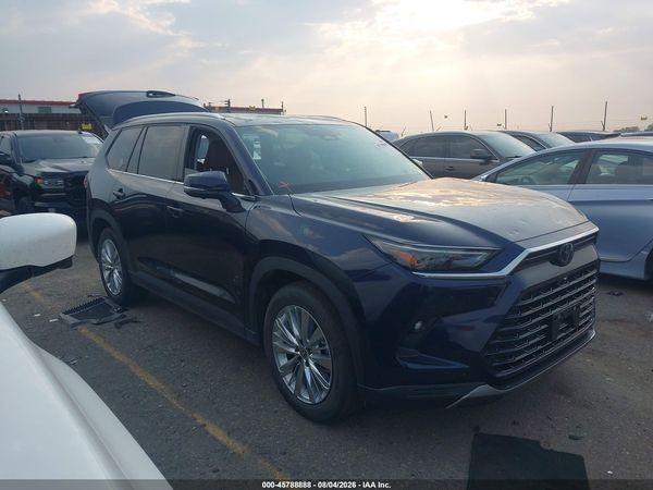 2026 TOYOTA GRAND HIGHLANDER PLATINUM