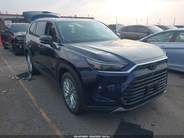 2026 TOYOTA GRAND HIGHLANDER PLATINUM