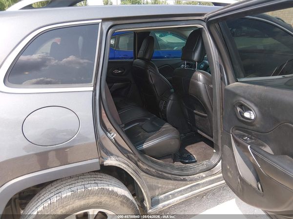 2019 JEEP CHEROKEE LATITUDE PLUS 4X4