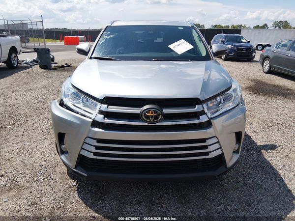 2018 TOYOTA HIGHLANDER XLE