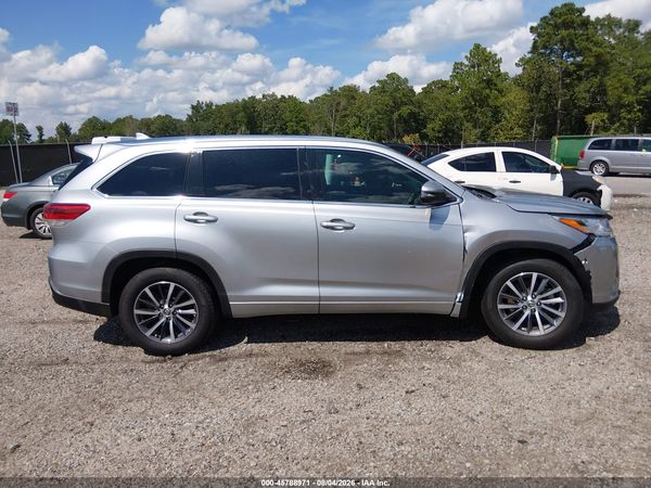 2018 TOYOTA HIGHLANDER XLE