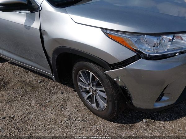 2018 TOYOTA HIGHLANDER XLE