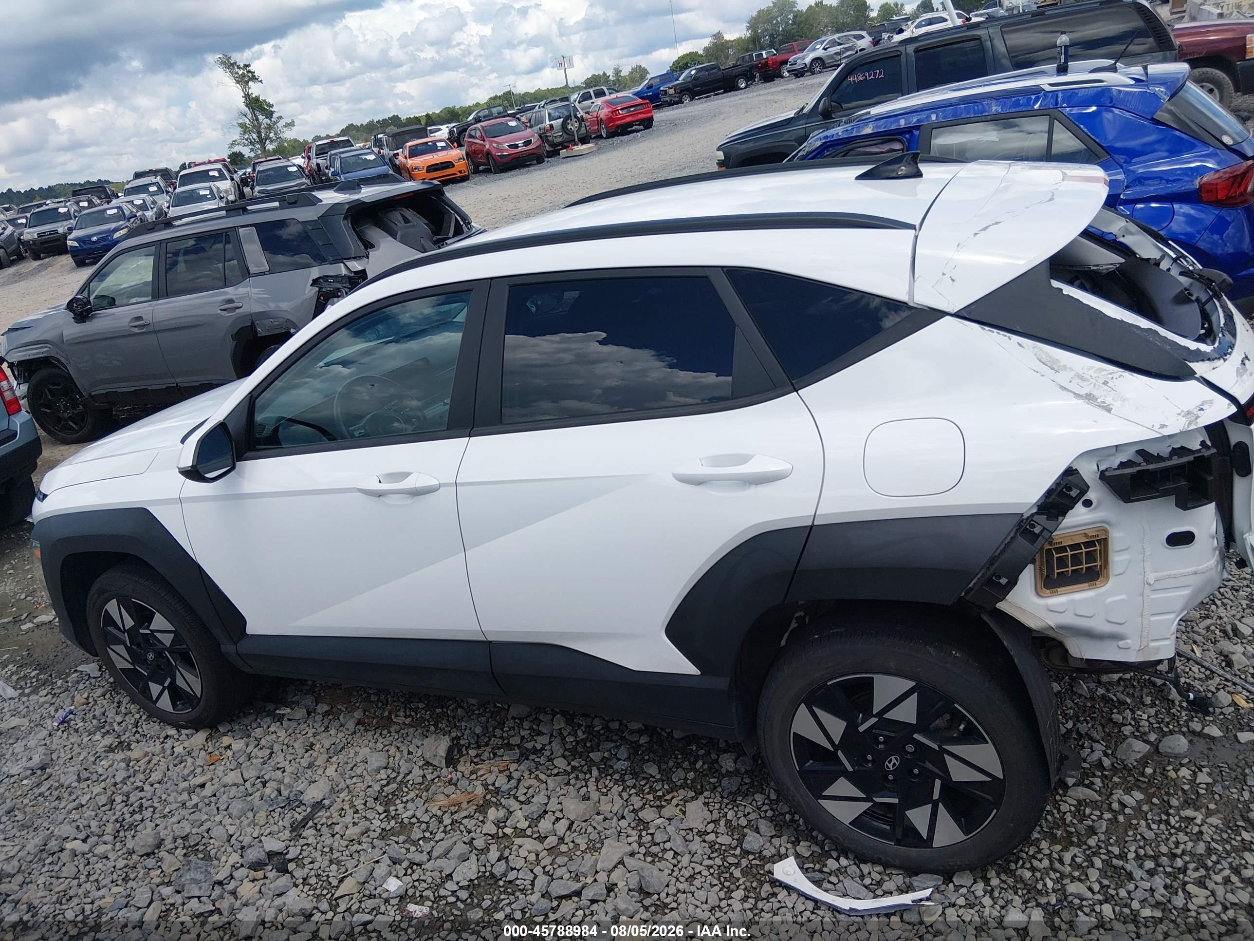 2024 HYUNDAI KONA SEL