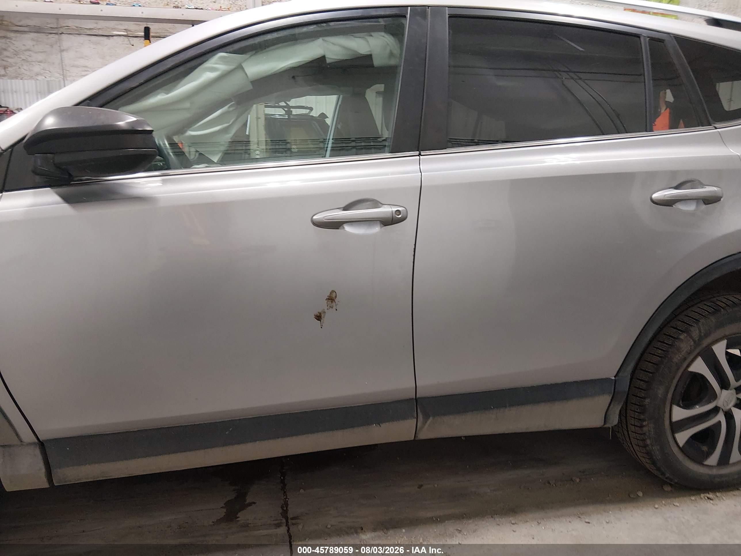 2016 TOYOTA RAV4 LE