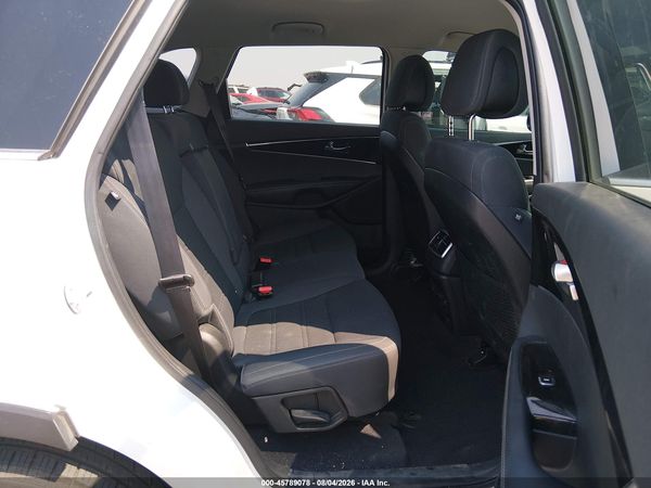 2016 KIA SORENTO 2.4L LX