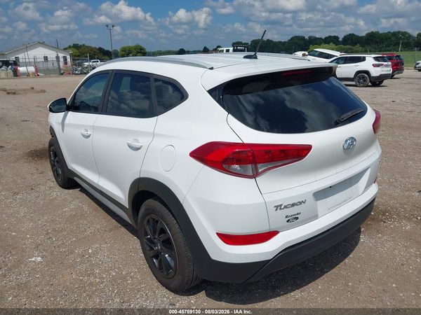 2017 HYUNDAI TUCSON SE