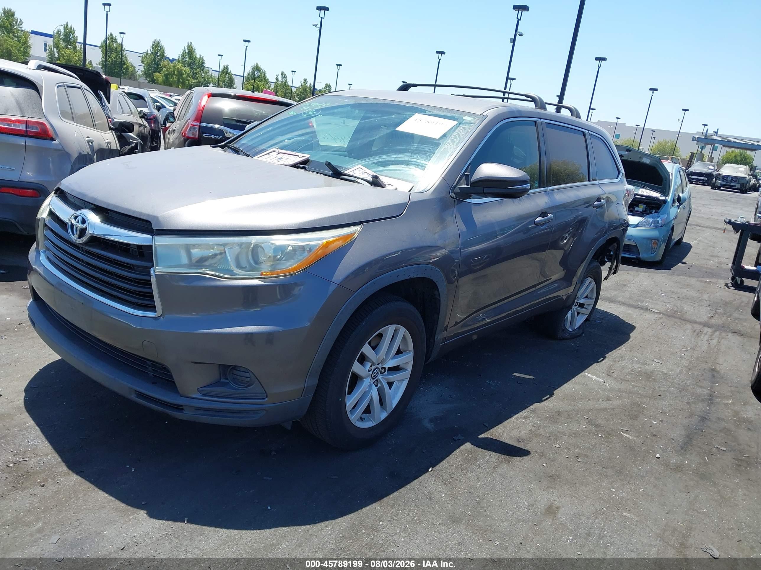 2016 TOYOTA HIGHLANDER LE V6