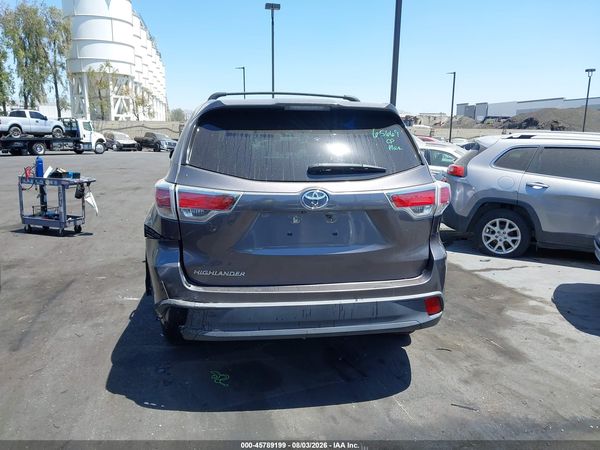 2016 TOYOTA HIGHLANDER LE V6