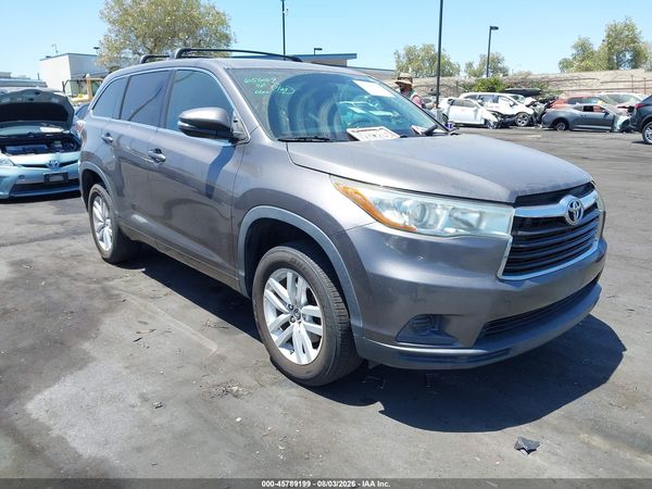 2016 TOYOTA HIGHLANDER LE V6