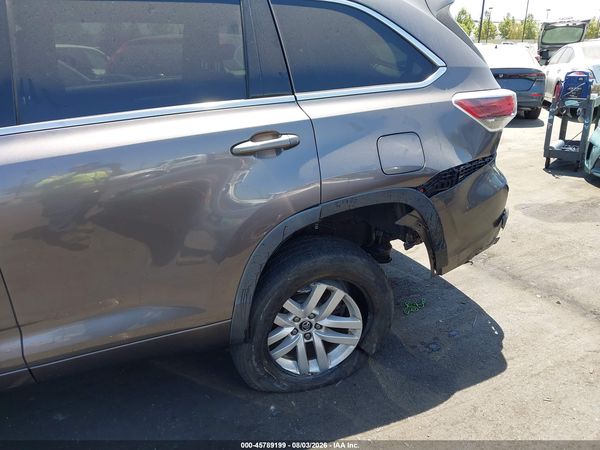 2016 TOYOTA HIGHLANDER LE V6