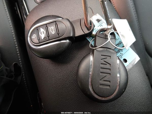 2016 MINI CLUBMAN COOPER S