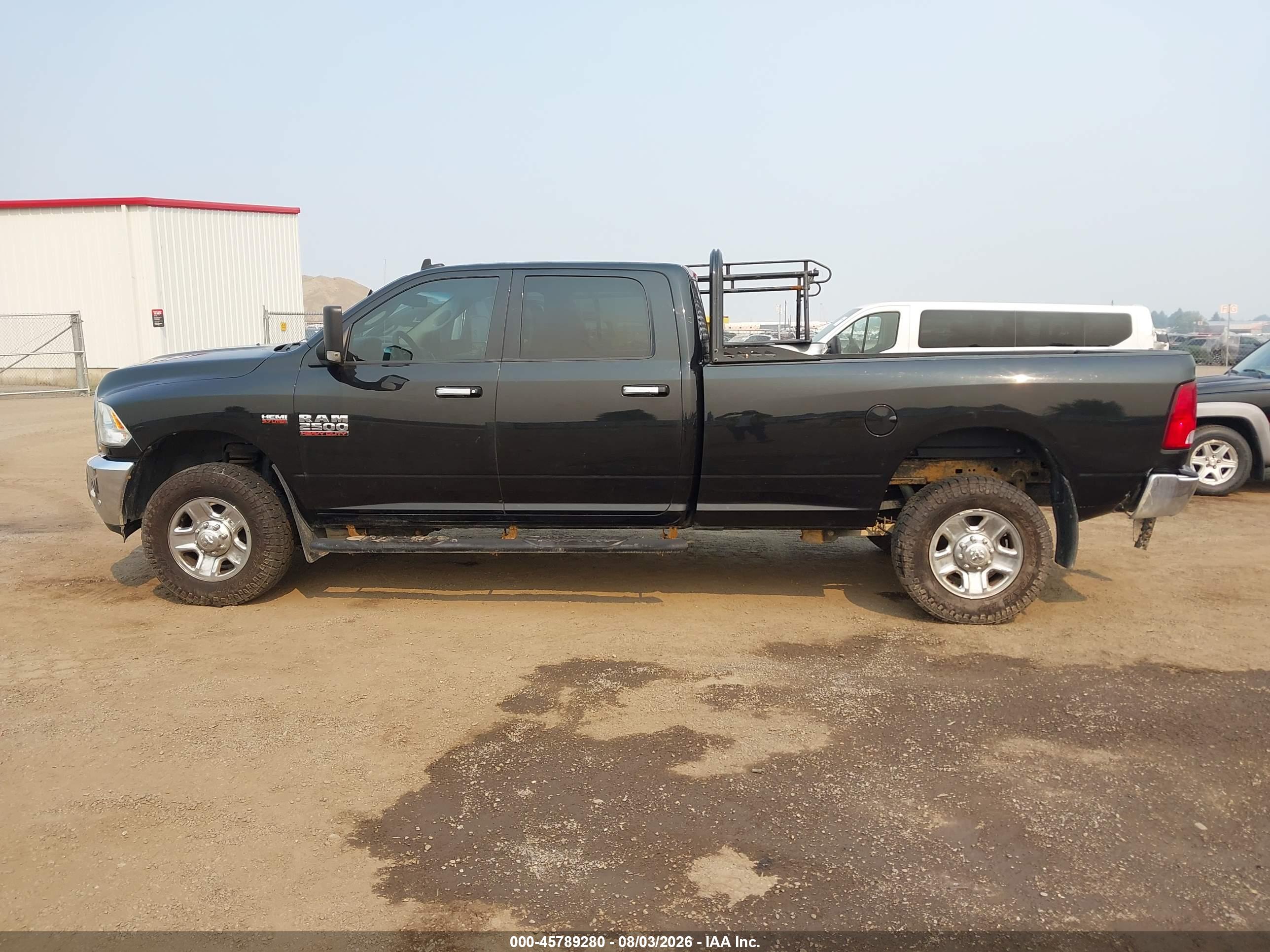 2017 RAM 2500 SLT  4X4 8' BOX