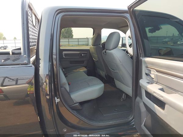 2017 RAM 2500 SLT  4X4 8' BOX