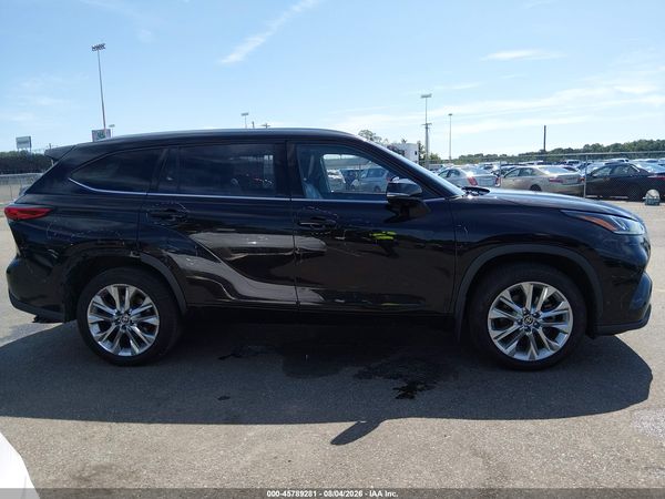 2021 TOYOTA HIGHLANDER LIMITED