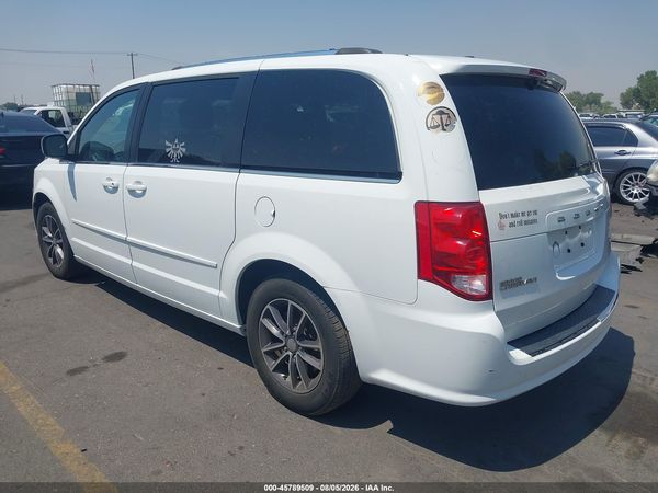 2017 DODGE GRAND CARAVAN SXT — I3