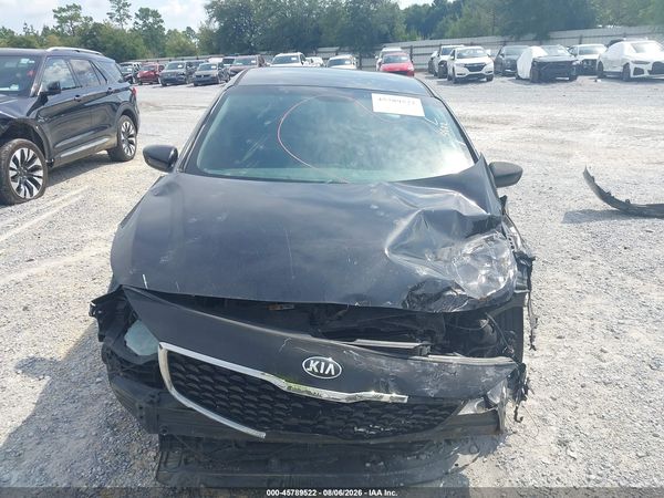 2017 KIA FORTE LX