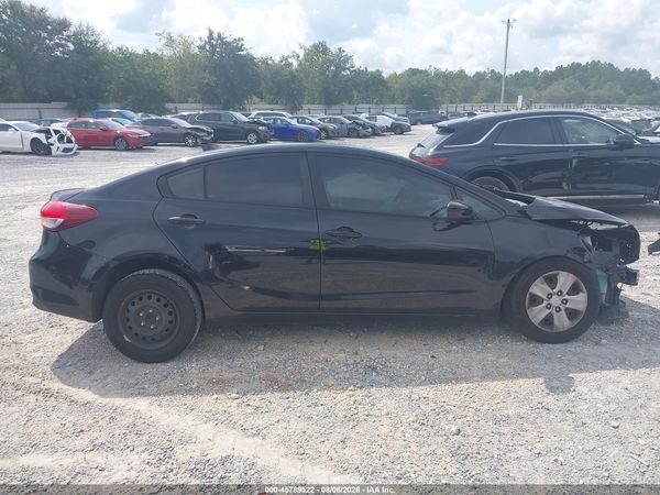 2017 KIA FORTE LX