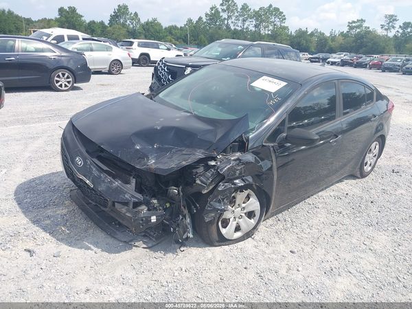 2017 KIA FORTE LX