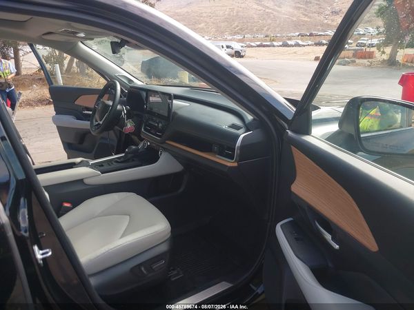 2025 TOYOTA GRAND HIGHLANDER LIMITED