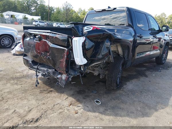 2023 TOYOTA TUNDRA SR5